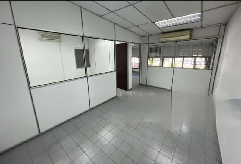 Factory for Sale in Taman Daya (Johor Bahru) - Shi Ting - Interior - PropertyGuru.com.my
