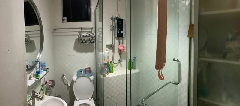 Mutiara Oriental untuk Untuk Dijual - RM 550,000, Mac 2026 - Bathroom - PropertyGuru.com.my