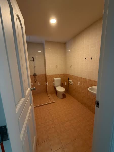 Tanjung Park Townhouse untuk Untuk Dijual - RM 1,480,000, Mac 2026 - Bathroom - PropertyGuru.com.my