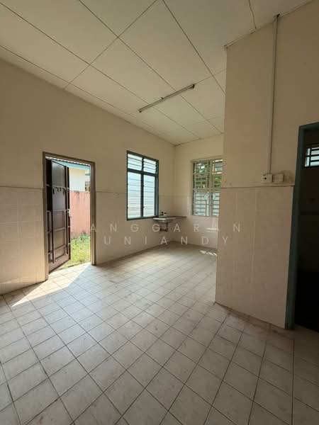 Semi-Detached House for Sale in Kulim (Kedah) - Sanggaran Muniandy - Kitchen - PropertyGuru.com.my