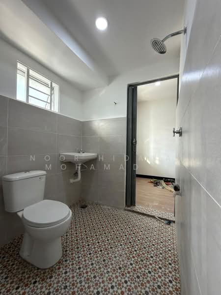 2-storey Terraced House for Sale in Shah Alam (Selangor) - Noor Hidayah Mohamad Noor - Bathroom - PropertyGuru.com.my