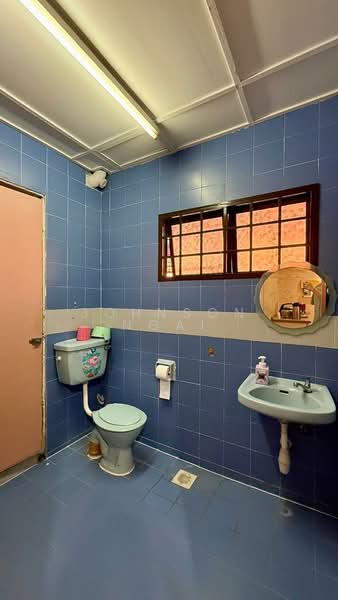 Terraced House for Sale in Bandar Sungai Long (Selangor) - Johnson Ngai - Bathroom - PropertyGuru.com.my