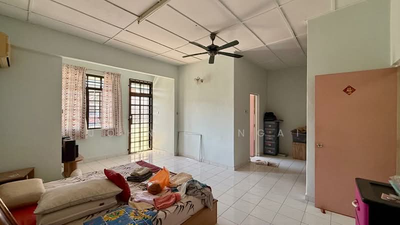 Terraced House for Sale in Bandar Sungai Long (Selangor) - Johnson Ngai - Living Room - PropertyGuru.com.my