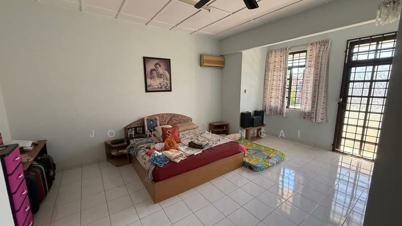 Terraced House for Sale in Bandar Sungai Long (Selangor) - Johnson Ngai - Bedroom - PropertyGuru.com.my
