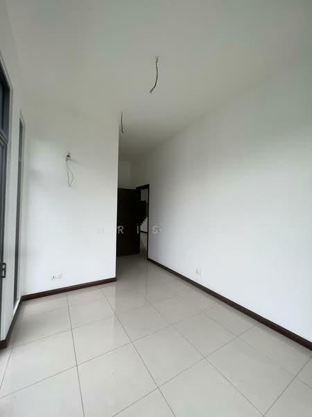 Semi-Detached House for Sale in Telok Panglima Garang (Selangor) - Chris Lee - Interior - PropertyGuru.com.my