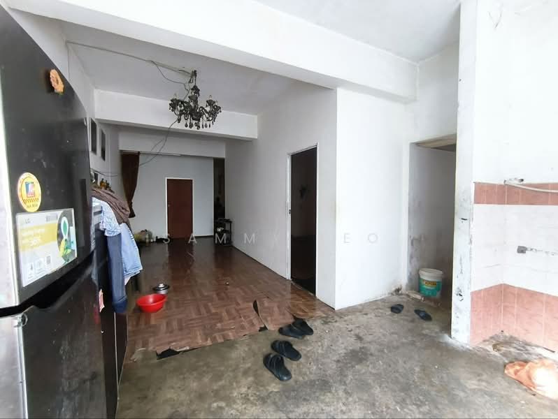 Shop / Office for Rent in Bandar Indahpura (Kulai) - SAMMY TEO - Living Room - PropertyGuru.com.my