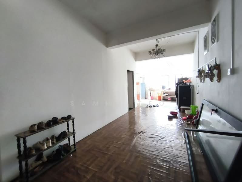 Shop / Office for Rent in Bandar Indahpura (Kulai) - SAMMY TEO - Living Room - PropertyGuru.com.my