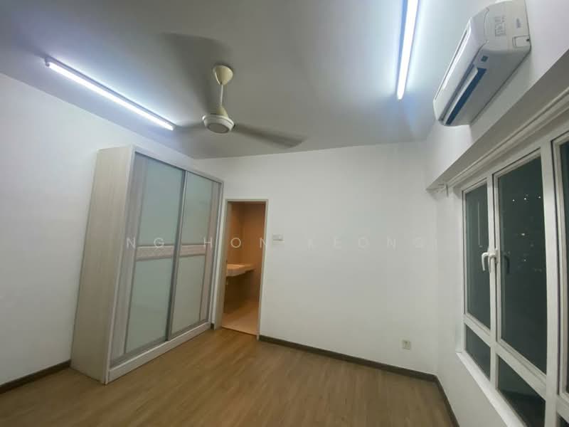Casa Tropika untuk Untuk Disewa - RM 1,400 /bulan, Mac 2026 - Bedroom - PropertyGuru.com.my