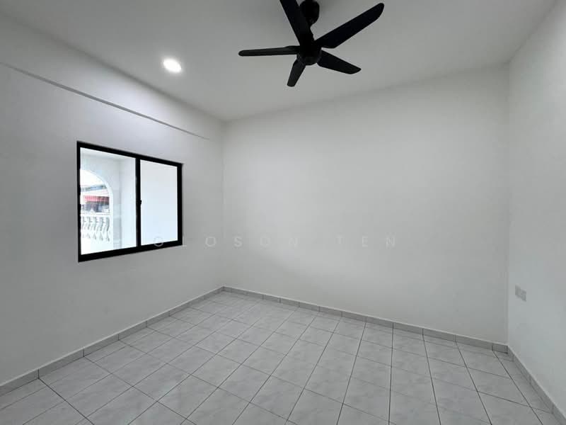Terraced House for Sale in Taman Ungku Tun Aminah (Skudai) - Gloson Ten - Interior - PropertyGuru.com.my