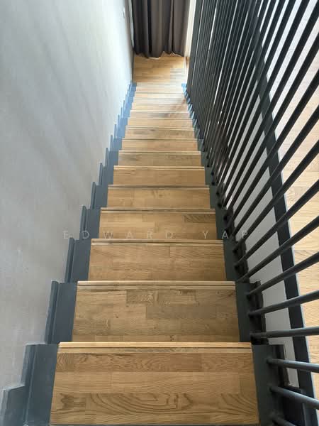 For Rent - Twy Duplex Condos