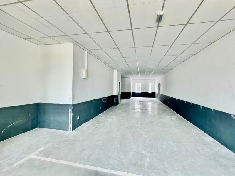 Shop for Sale in Bukit Beruntung (Selangor) - Chloe Kok - Interior - PropertyGuru.com.my