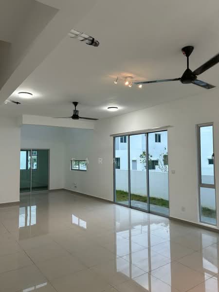Illaria untuk Untuk Dijual - RM 950,000, Mac 2026 - Living Room - PropertyGuru.com.my