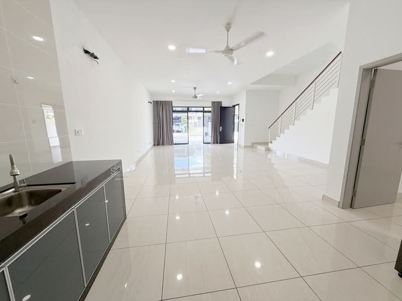 2-storey Terraced House for Sale in Horizon Hills (Iskandar Puteri (Nusajaya)) - Serene Low - Living Room - PropertyGuru.com.my