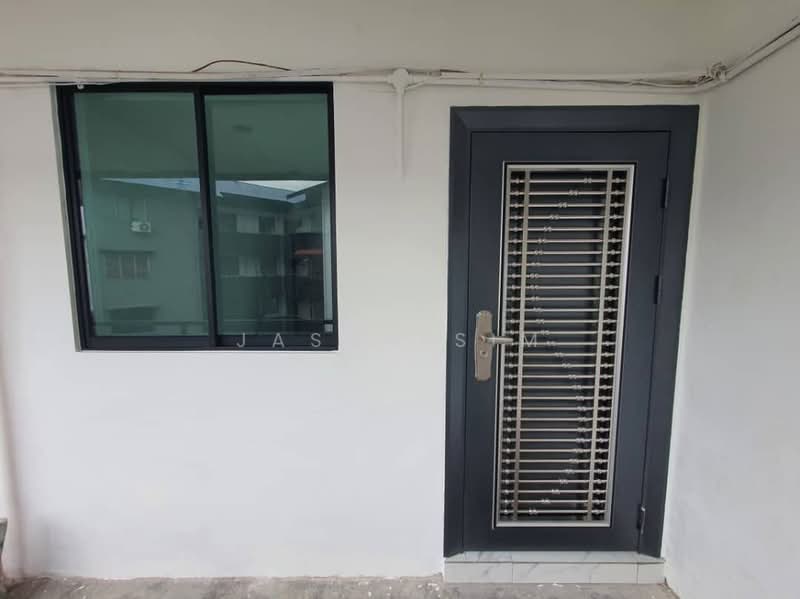 Taman Molek untuk Untuk Dijual - RM 170,000, Mac 2026 - Exterior - PropertyGuru.com.my