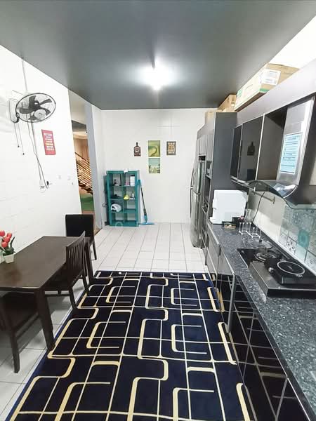 2-storey Terraced House for Sale in Denai Alam (Shah Alam) - Noraini Dahan - Kitchen - PropertyGuru.com.my