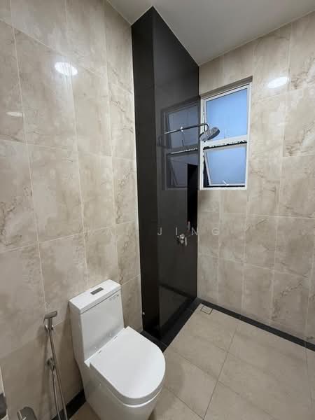 Cluster House for Rent in Setia Tropika (Johor Bahru) - Kai Jing - Bathroom - PropertyGuru.com.my