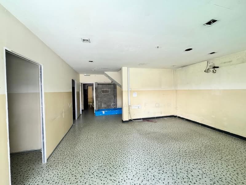 Commercial Bungalow for Rent in Taman Melodies (Johor Bahru) - Venica For - Interior - PropertyGuru.com.my