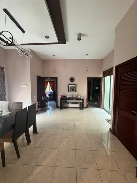 Semi-Detached House for Sale in Setia Eco Park (Setia Alam) - Emir Zaki Abdul Rashid - Dining Room - PropertyGuru.com.my
