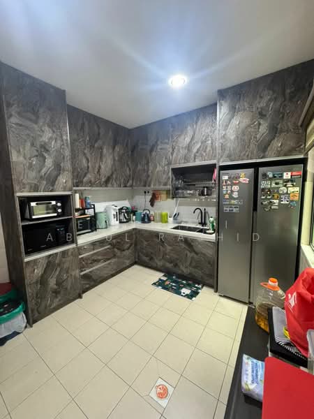 Semi-Detached House for Sale in Setia Eco Park (Setia Alam) - Emir Zaki Abdul Rashid - Kitchen - PropertyGuru.com.my