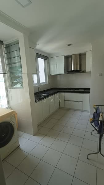Platino Condominium untuk Untuk Disewa - RM 4,600 /bulan, Mac 2026 - Kitchen - PropertyGuru.com.my