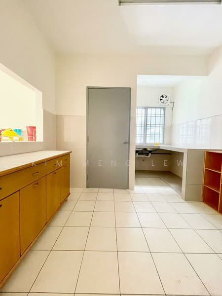 Angkasa Condominiums untuk Untuk Disewa - RM 1,400 /bulan, Mac 2026 - Kitchen - PropertyGuru.com.my