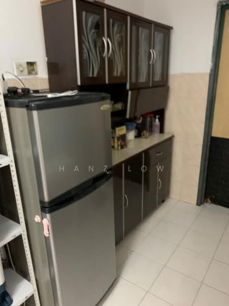 Vista Pinggiran Apartment untuk Untuk Disewa - RM 999 /bulan, Mac 2026 - Kitchen - PropertyGuru.com.my