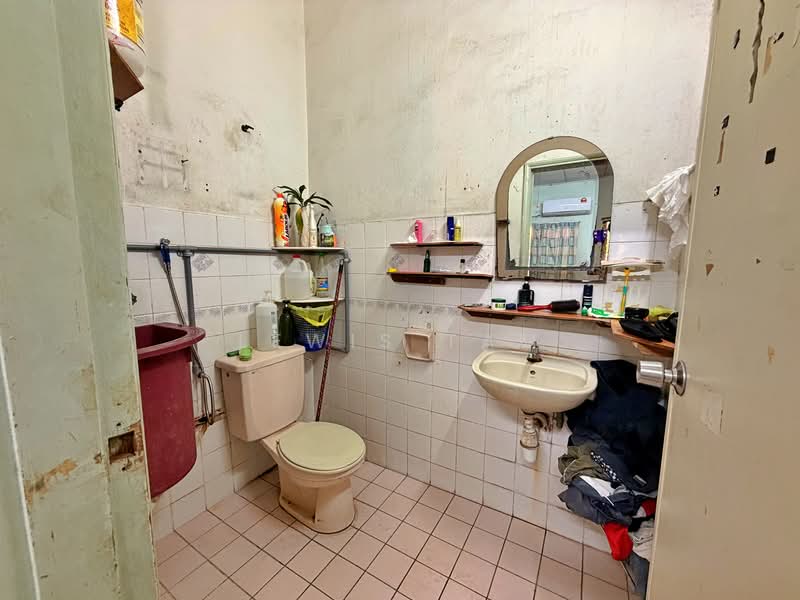 Sri petaling untuk Untuk Dijual - RM 920,000, Mac 2026 - Bathroom - PropertyGuru.com.my