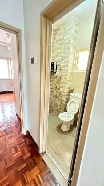 2-storey Terraced House for Sale in Bandar Kinrara (Selangor) - Ng Hon Keong - Bathroom - PropertyGuru.com.my