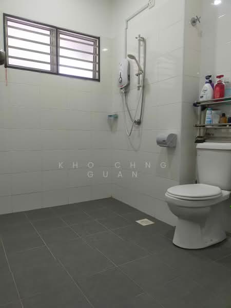 2-storey Terraced House for Rent in Taman Kerisi Indah (Rasah) - Kho Chng Guan - Bathroom - PropertyGuru.com.my