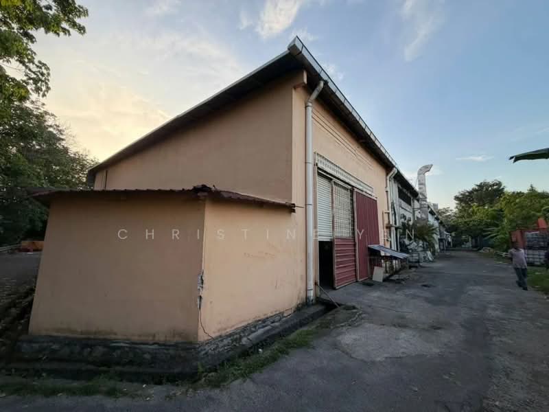 Kampung Baru Balakong untuk Untuk Disewa - RM 8,500 /bulan, Mac 2026 - Exterior - PropertyGuru.com.my