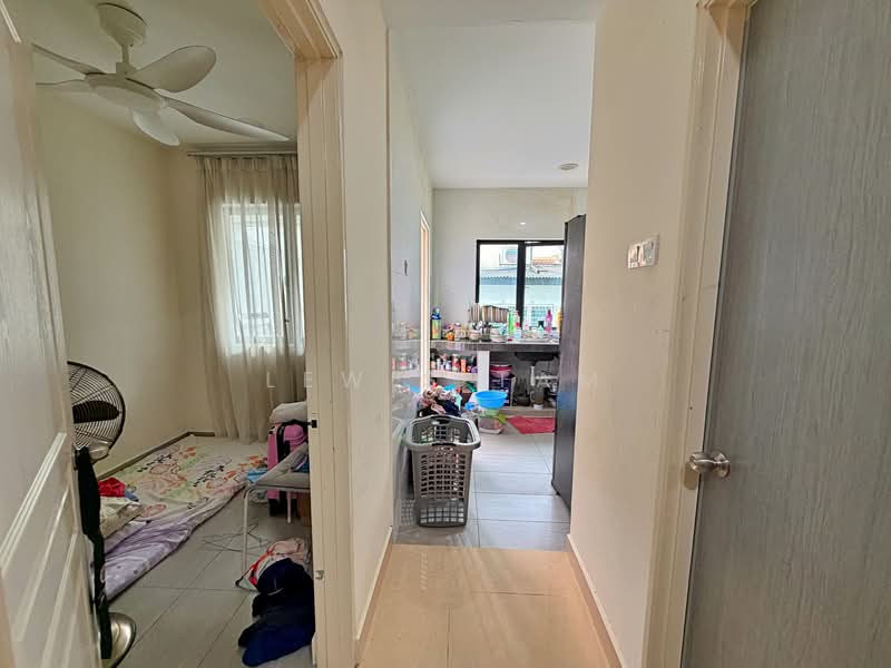 2-storey Terraced House for Sale in Sri Petaling (Kuala Lumpur) - Lewis Tam - Corridor - PropertyGuru.com.my