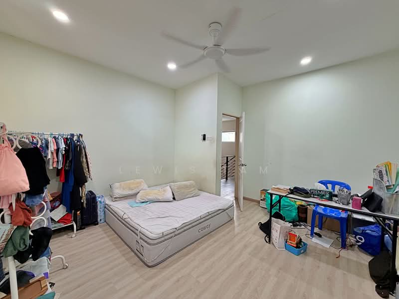 2-storey Terraced House for Sale in Sri Petaling (Kuala Lumpur) - Lewis Tam - Bedroom - PropertyGuru.com.my