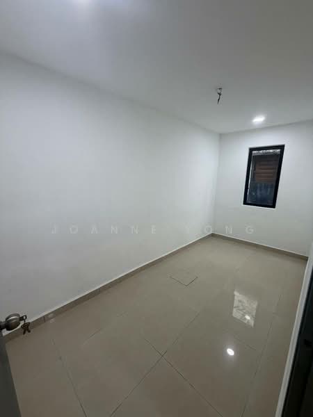 Double Storey Low Cost @ 34 Jalan Makmur 15, Taman Damai Jaya, Skudai, Johor. Near Tun Aminah untuk Untuk Dijual - RM 418,000, Mac 2026 - Interior - PropertyGuru.com.my