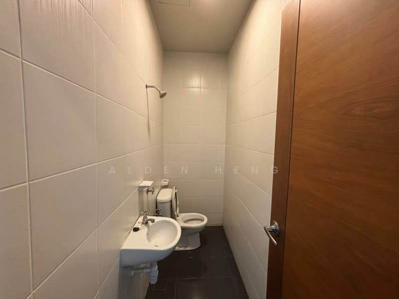 Condominium for Sale at Summerscape Luxury Condominium - Alden Heng - Bathroom - PropertyGuru.com.my