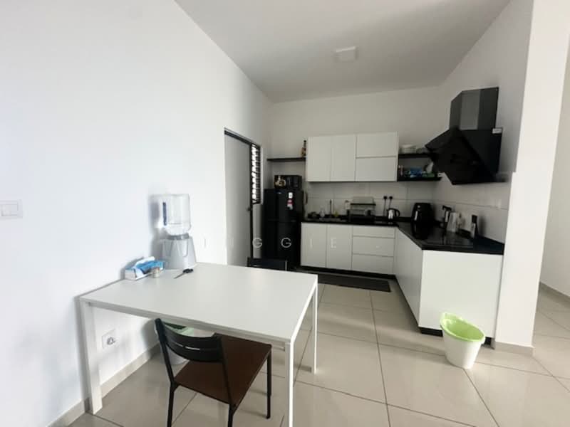 Waterside Residence untuk Untuk Dijual - RM 980,000, Mac 2026 - Kitchen - PropertyGuru.com.my