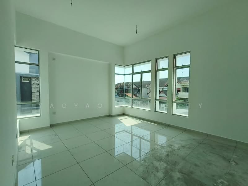 Mutiara Rini untuk Untuk Dijual - RM 1,150,000, Mac 2026 - Living Room - PropertyGuru.com.my