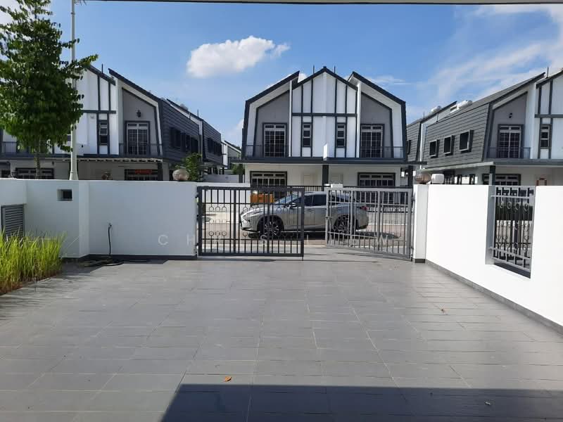 Cluster House for Rent in Taman Ekoflora (Johor Bahru) - Chris Liew - Exterior - PropertyGuru.com.my