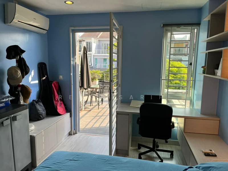 Superlink 3 Storey Terrace House Serissa Denai Alam untuk Untuk Dijual - RM 1,100,000, Mac 2026 - Bedroom - PropertyGuru.com.my