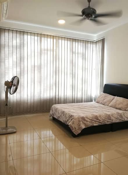 Austin Regency (Pangsapuri Austin Perdana) untuk Untuk Disewa - RM 2,900 /bulan, Mac 2026 - Bedroom - PropertyGuru.com.my