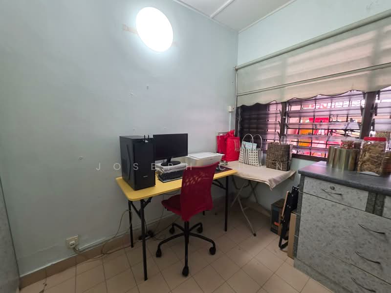 1.5-storey Terraced House for Sale in Usj 2 (Subang Jaya) - Joseph Chan - Study - PropertyGuru.com.my