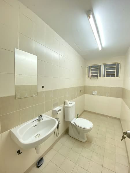 Condominium for Sale at Kinrara Mas - Samantha Han - Bathroom - PropertyGuru.com.my