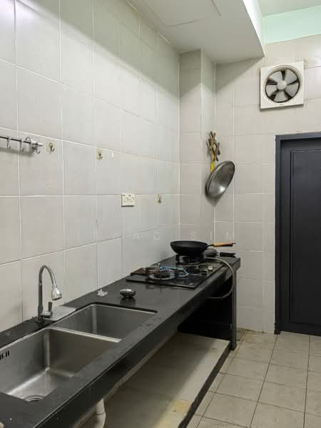 Rumah Teres 2-Tingkat untuk Dijual di Goodview Heights (Kajang) - Isaac Sim - Kitchen - PropertyGuru.com.my