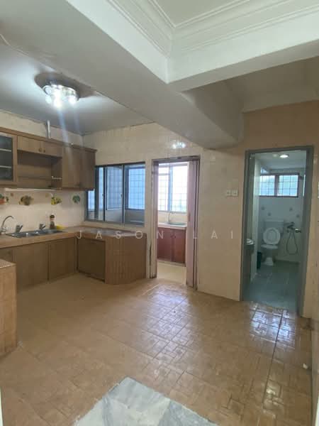 Apartment for Rent at Pangsapuri Seri Gembira - Jason Lai - Kitchen - PropertyGuru.com.my