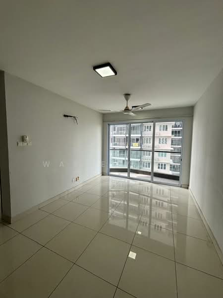 Condominium for Rent at Aurora Residence @ Lake Side City - Wayne Yong - Living Room - PropertyGuru.com.my