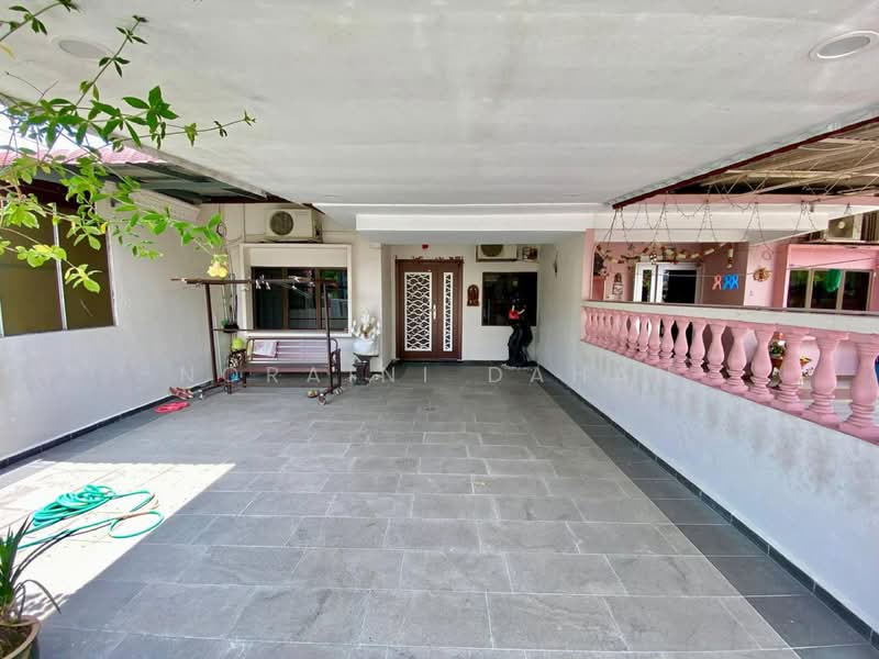 1-storey Terraced House for Sale in Klang (Selangor) - Noraini Dahan - Exterior - PropertyGuru.com.my