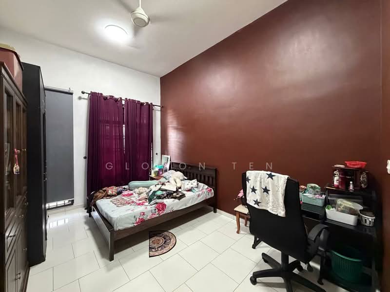 Rumah Teres 1 Tingkat untuk Dijual di Setia Eco Gardens (Gelang Patah) - Gloson Ten - Bedroom - PropertyGuru.com.my