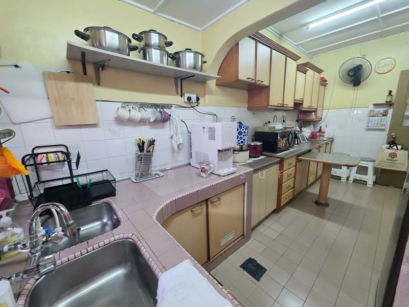 USJ 2 untuk Untuk Dijual - RM 650,000, Mac 2026 - Kitchen - PropertyGuru.com.my