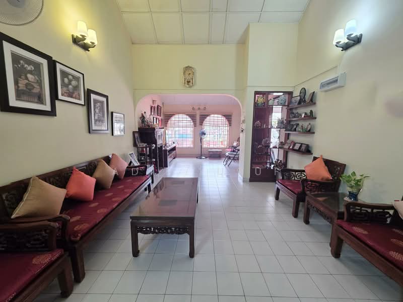 USJ 2 untuk Untuk Dijual - RM 650,000, Mac 2026 - Living Room - PropertyGuru.com.my
