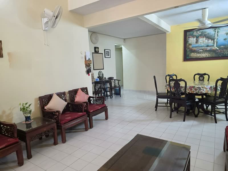 USJ 2 untuk Untuk Dijual - RM 650,000, Mac 2026 - Living Room - PropertyGuru.com.my