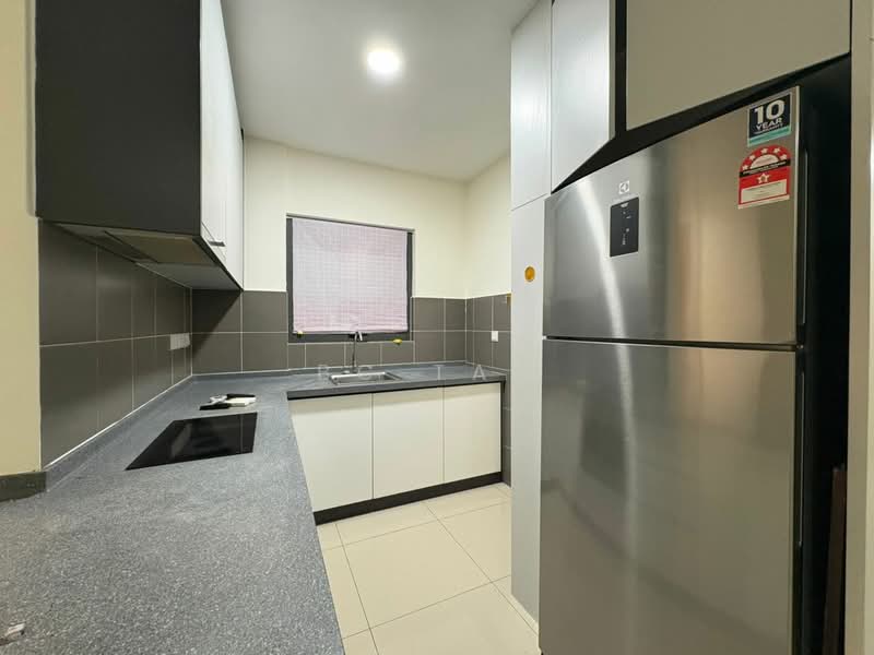 Lakeville Residence untuk Untuk Disewa - RM 2,200 /bulan, Mac 2026 - Kitchen - PropertyGuru.com.my